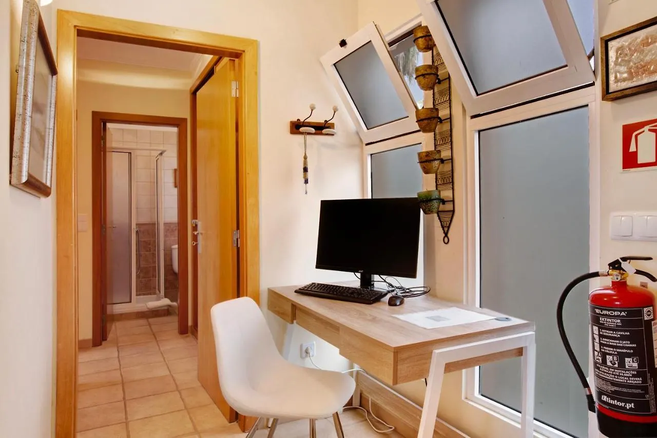 Energia Dourada - Porto Santo Villa 0*,