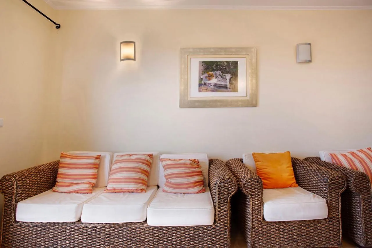 Energia Dourada - Porto Santo Villa 0*,  Portekiz